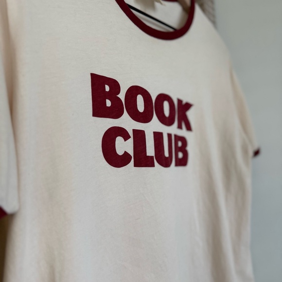 Sézane Book Club T-Shirt in Twine/Burgundy - Picture 3 of 8